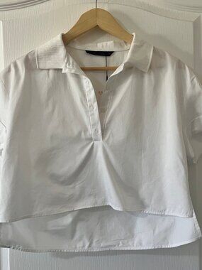 NWT! Zara White Crop Top Short Sleeve Blouse Size Small